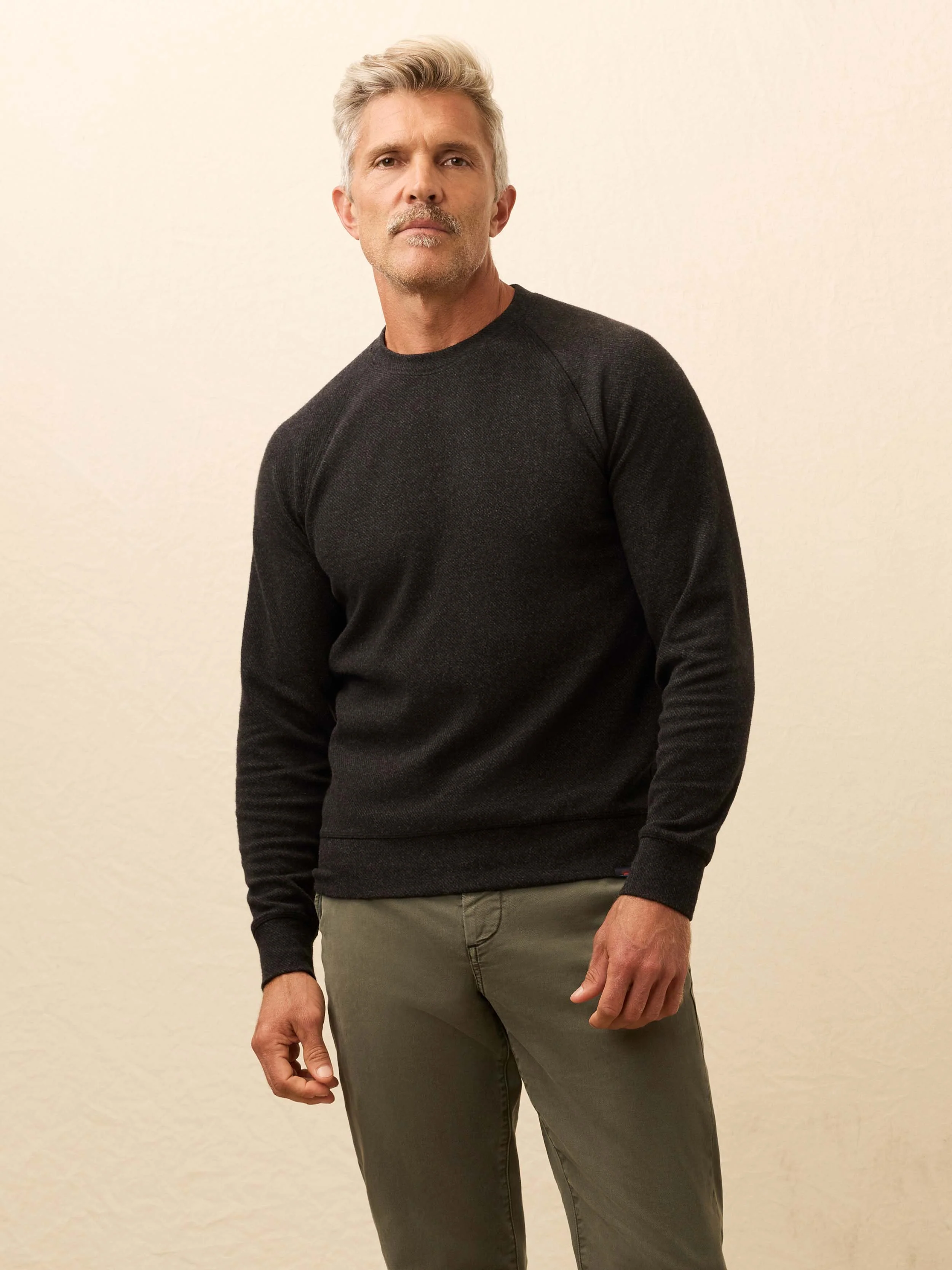 Legend™ Sweater Crewneck - Heathered Black Twill