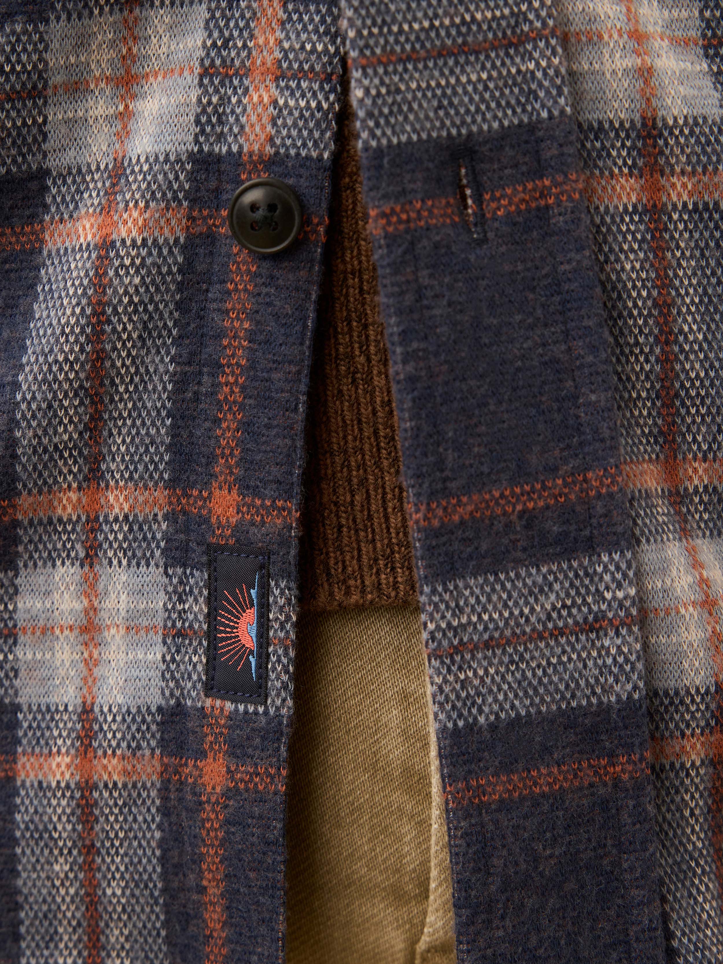 Legend™ Sweater Shirt - Foxhound Lake Plaid - Image 6